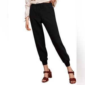 Aritzia Wilfred Buffon Pant | Size Small | Black Drawstring Joggers